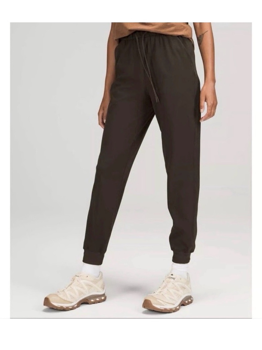 Lululemon Keep Moving joggers sz 6 Dark Olive green comfy athleisure loungewear